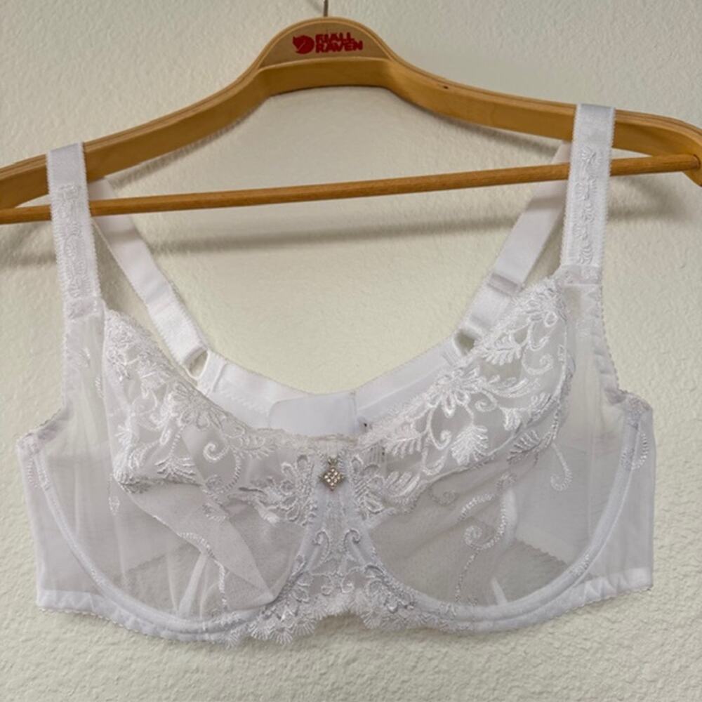 WiesMANN Bra 40F White Floral Underwired‎ Jewel Detail Unlined Lacy Romantic - Picture 13 of 13